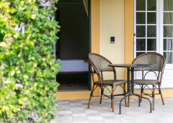 Casa Portuguesa - Charming House Bed & Breakfast