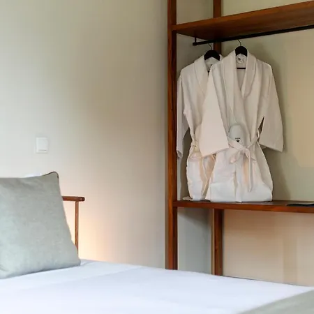 Casa Portuguesa - Charming House Bed & Breakfast