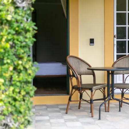 Casa Portuguesa - Charming House Bed & Breakfast
