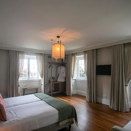 Couette-café Casa Portuguesa - Charming House Ponta Delgada