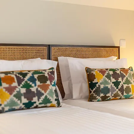 Bed & Breakfast Casa Portuguesa - Charming House