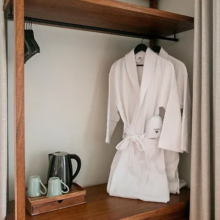 Casa Portuguesa - Charming House Bed & Breakfast