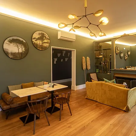 Casa Portuguesa - Charming House Couette-café *