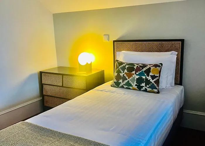 Casa Portuguesa - Charming House Bed and Breakfast