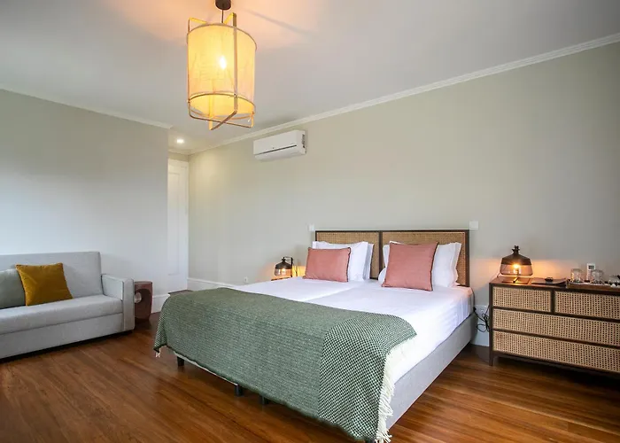 Bed & Breakfast Casa Portuguesa - Charming House