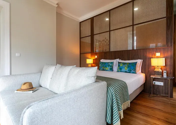 Bed and Breakfast Casa Portuguesa - Charming House Πόντα Ντελγκάντα