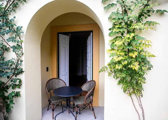 Bed and Breakfast Casa Portuguesa - Charming House Πόντα Ντελγκάντα