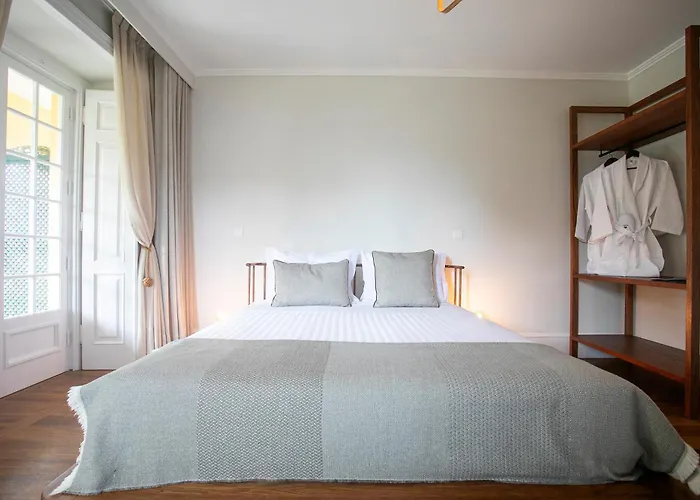 Casa Portuguesa - Charming House Bed and Breakfast