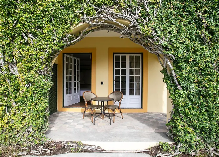 Casa Portuguesa - Charming House Bed & Breakfast *